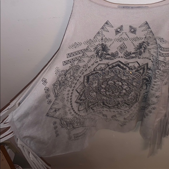 More Summer Tops ‼️‼️ - Picture 2 of 3